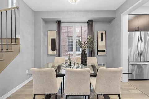 Photo 9 at 12 Sand Hill Mews, Patterson, Vaughan