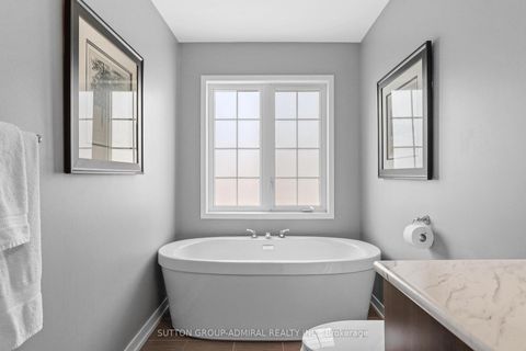 Photo 18 at 12 Sand Hill Mews, Patterson, Vaughan