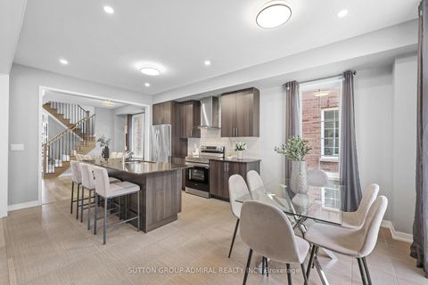 Photo 19 at 12 Sand Hill Mews, Patterson, Vaughan