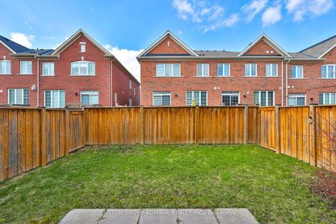 Photo 23 at 12 Sand Hill Mews, Patterson, Vaughan