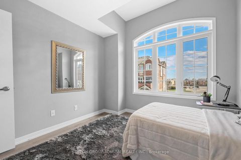 Photo 48 at 12 Sand Hill Mews, Patterson, Vaughan