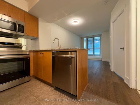 Photo 10 at 606 - 8 Scollard Street, Annex, Toronto