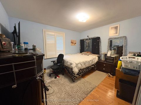 Photo 6 at 15 Fordover Drive, Guildwood, Toronto