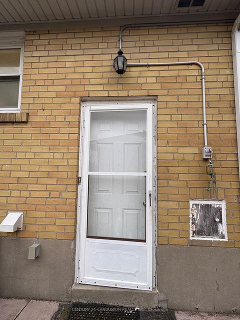 Photo 9 at 15 Fordover Drive, Guildwood, Toronto