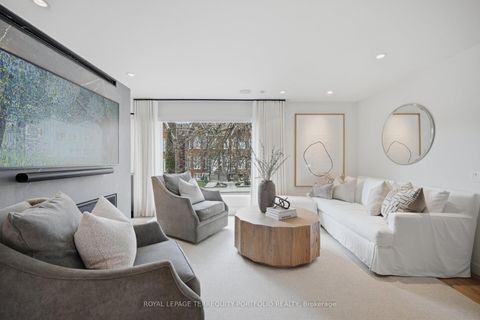 Photo 4 at 99 Claremont Street, Bellwoods, Toronto