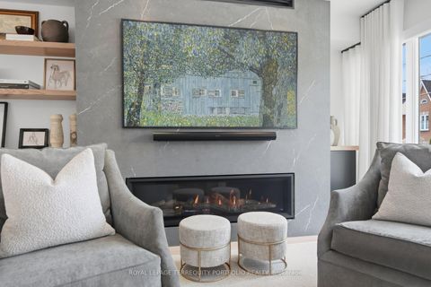 Photo 5 at 99 Claremont Street, Bellwoods, Toronto