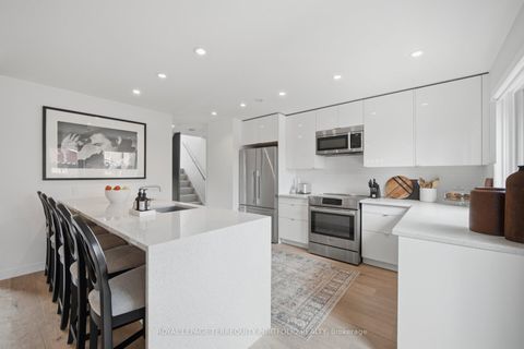 Photo 14 at 99 Claremont Street, Bellwoods, Toronto