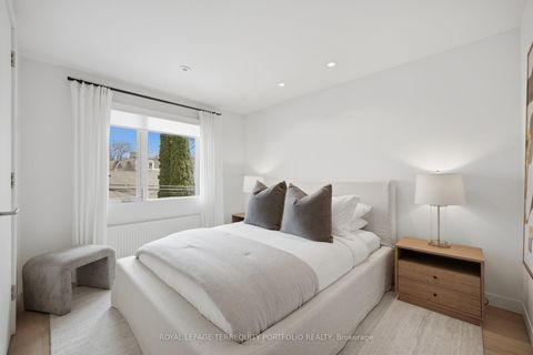 Photo 29 at 99 Claremont Street, Bellwoods, Toronto