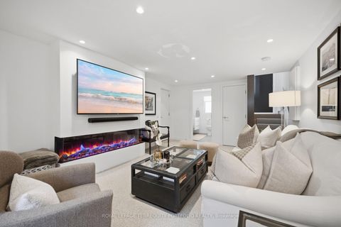 Photo 40 at 99 Claremont Street, Bellwoods, Toronto