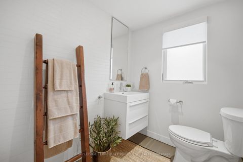 Photo 43 at 99 Claremont Street, Bellwoods, Toronto