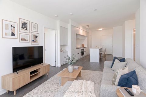 Photo 3 at 806 - 6 David Eyer Road, Rural Richmond Hill, Richmond Hill