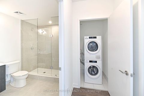 Photo 17 at 806 - 6 David Eyer Road, Rural Richmond Hill, Richmond Hill