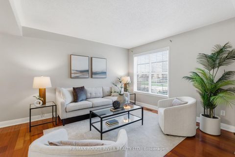 Photo 3 at 20 Twin Streams Road, Williamsburg, Whitby