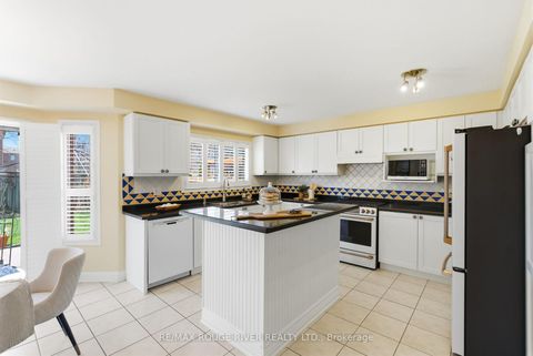 Photo 8 at 20 Twin Streams Road, Williamsburg, Whitby