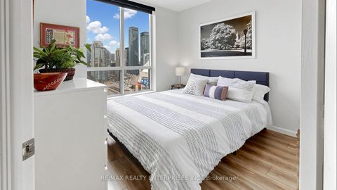 Photo 13 at 2816 - 230 Queens Quay W, Waterfront Communities C1, Toronto