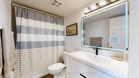 Photo 15 at 2816 - 230 Queens Quay W, Waterfront Communities C1, Toronto