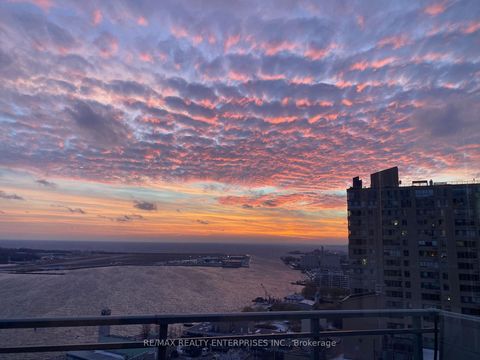 Photo 18 at 2816 - 230 Queens Quay W, Waterfront Communities C1, Toronto