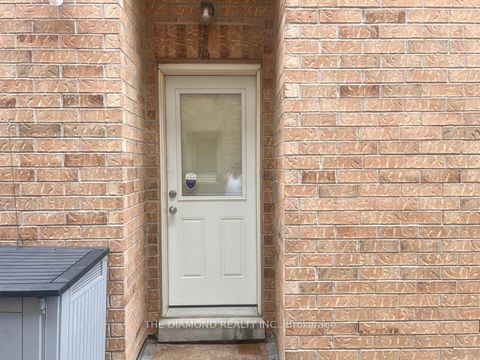 Photo 40 at 114 Chatfield Drive, West Woodbridge, Vaughan