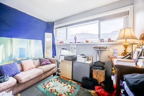 Photo 8 at 4 Moorecroft Crescent, Ionview, Toronto