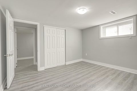 Photo 18 at 4 Moorecroft Crescent, Ionview, Toronto