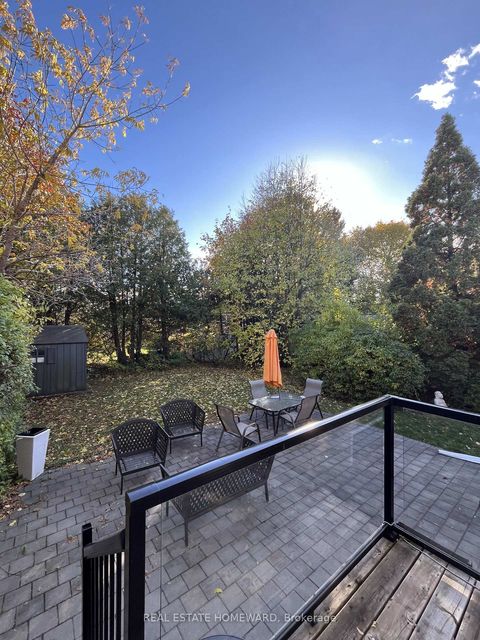 Photo 24 at 4 Moorecroft Crescent, Ionview, Toronto