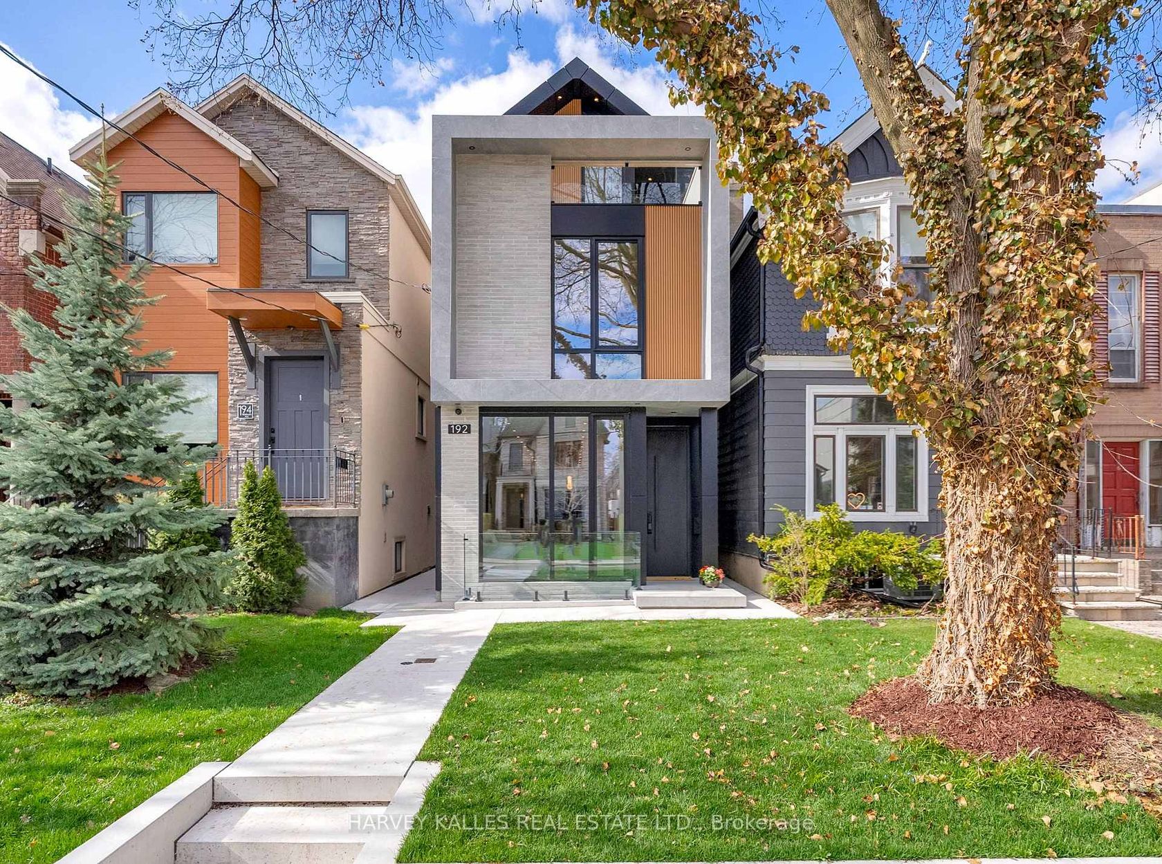 192 Woburn Avenue, Lawrence Park North, Toronto photo 2