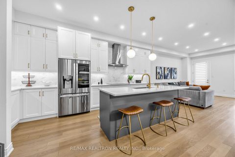 Photo 2 at 9532 Weston Road, Vellore Village, Vaughan