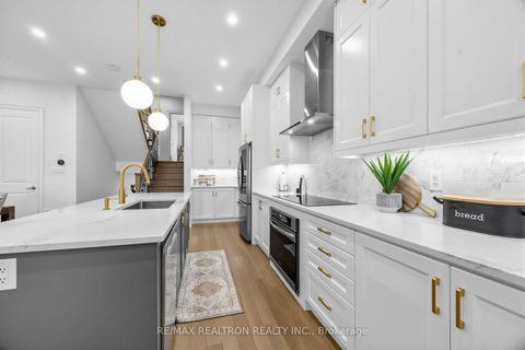 Photo 3 at 9532 Weston Road, Vellore Village, Vaughan