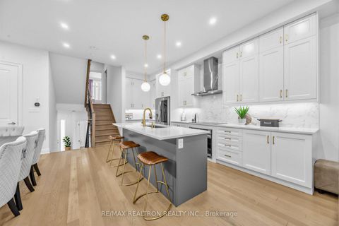 Photo 7 at 9532 Weston Road, Vellore Village, Vaughan