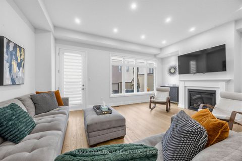 Photo 13 at 9532 Weston Road, Vellore Village, Vaughan