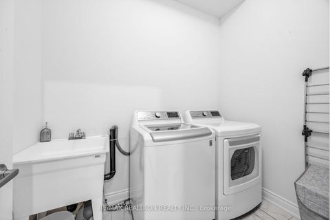 Photo 32 at 9532 Weston Road, Vellore Village, Vaughan