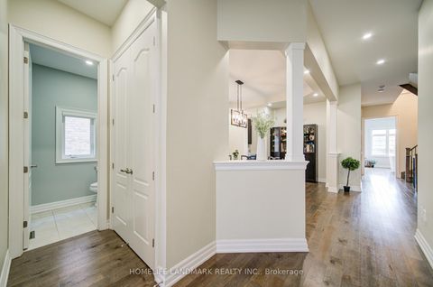 Photo 5 at 43 Mike Boshevski Court, Bayview Northeast, Aurora