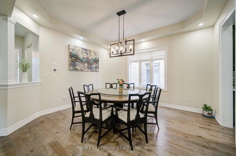 Photo 8 at 43 Mike Boshevski Court, Bayview Northeast, Aurora