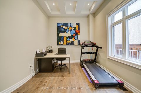 Photo 20 at 43 Mike Boshevski Court, Bayview Northeast, Aurora