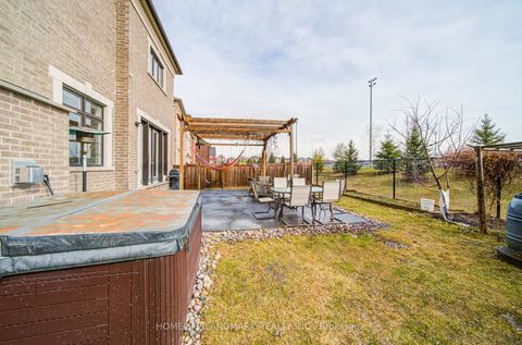 Photo 49 at 43 Mike Boshevski Court, Bayview Northeast, Aurora