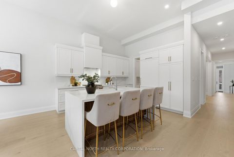 Photo 8 at 11 Gianvito Crescent, King City, King