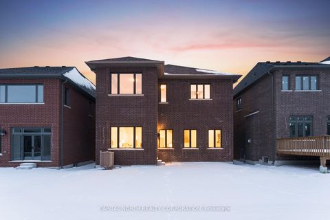 Photo 41 at 11 Gianvito Crescent, King City, King