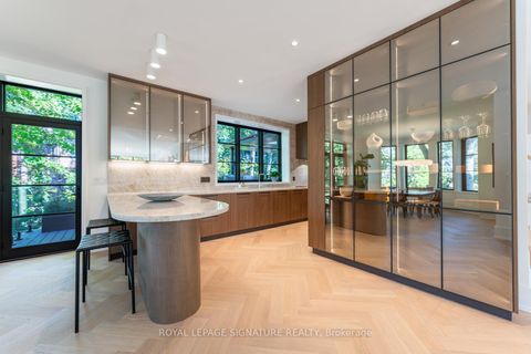 Photo 12 at 8 Crown Park Road, The Beaches, Toronto