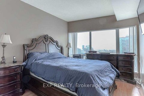 Photo 10 at PH207 - 8 Lee Centre Drive, Woburn, Toronto
