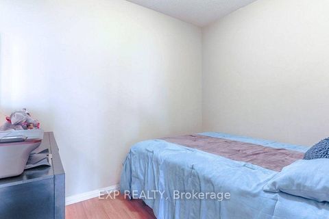Photo 13 at PH207 - 8 Lee Centre Drive, Woburn, Toronto