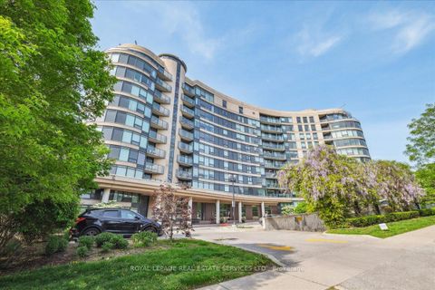 Photo 1 at 908 - 18 Valley Woods Road, Donalda, Toronto