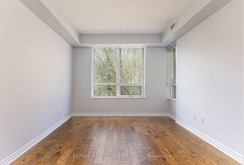 Photo 8 at 617 - 28 WILLIAM CARSON Crescent, Windfields, Toronto