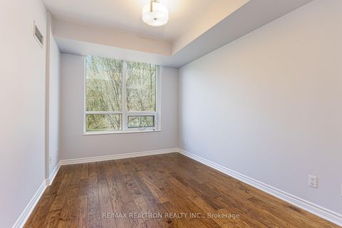 Photo 11 at 617 - 28 WILLIAM CARSON Crescent, Windfields, Toronto