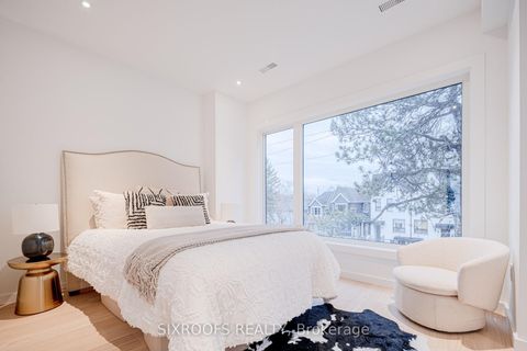 Photo 13 at 40 Morningside Avenue, Swansea, Toronto
