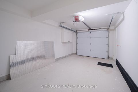 Photo 22 at 40 Morningside Avenue, Swansea, Toronto