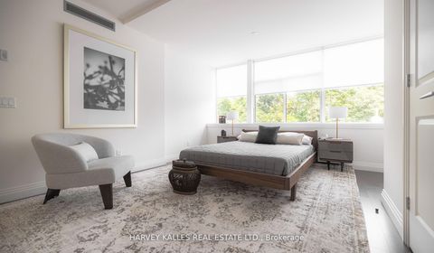 Photo 13 at 123 - 1 Benvenuto Place, Casa Loma, Toronto