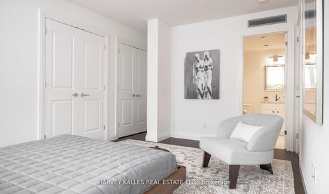 Photo 15 at 123 - 1 Benvenuto Place, Casa Loma, Toronto