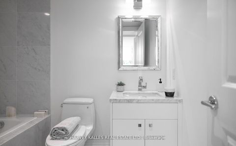 Photo 16 at 123 - 1 Benvenuto Place, Casa Loma, Toronto