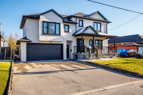 Photo 0 at 105 Winston Park Boulevard, CFB, Toronto