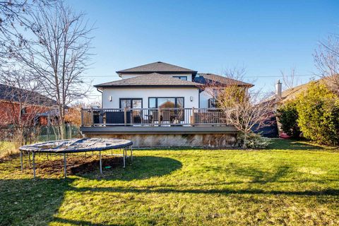 Photo 40 at 105 Winston Park Boulevard, CFB, Toronto